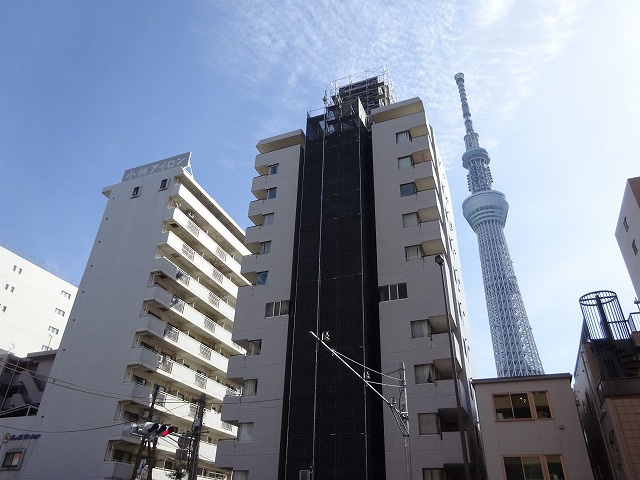 Ｍマンション鉄骨階段及び棟や改修足場